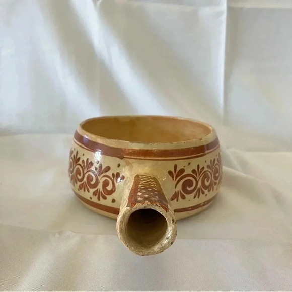 Vintage Mexican Cookware/Decor Ceramic Pottery w/ Handle - Picture 5 of 6